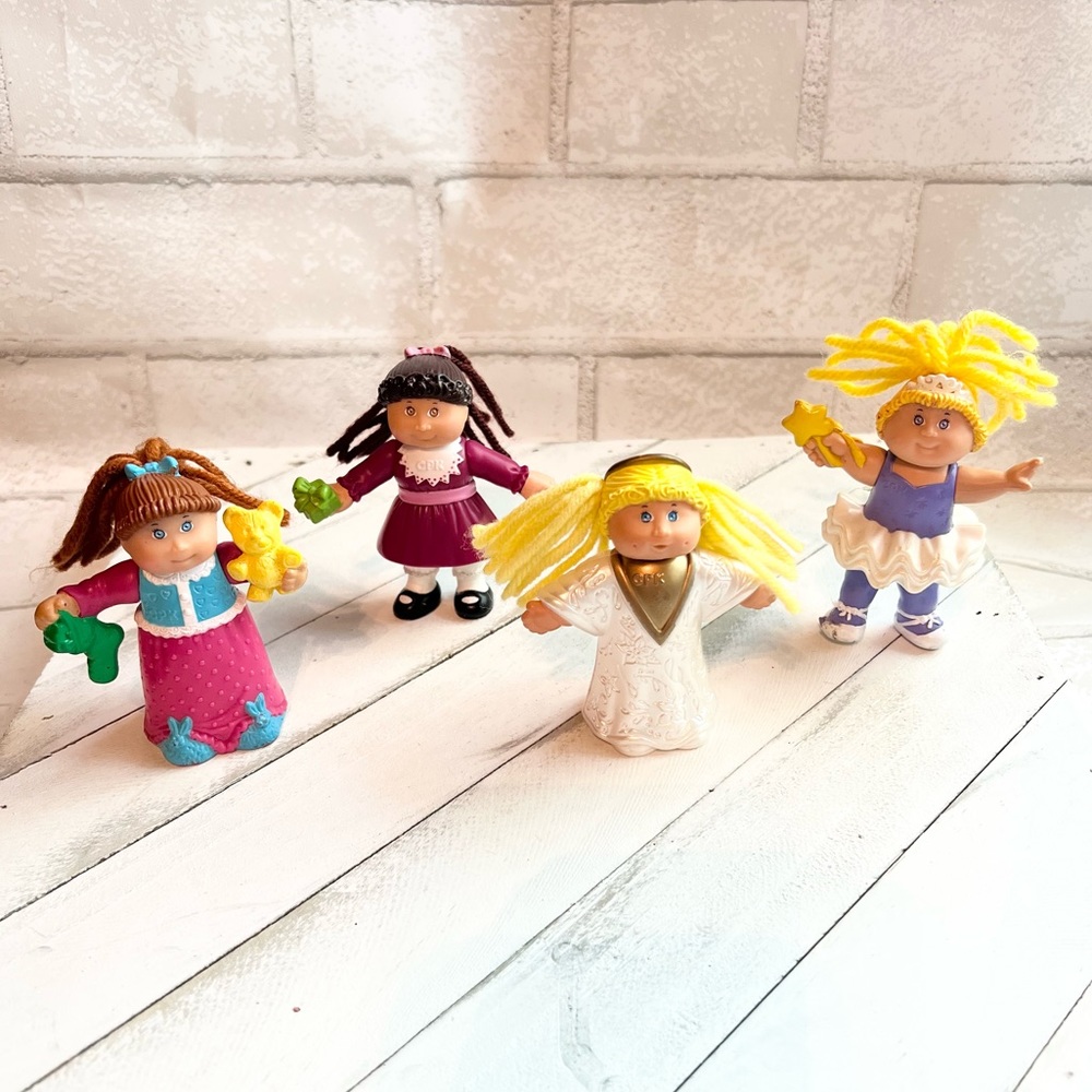 Cabbage Patch McDonald’s toy kids plastic miniature dolls set of four